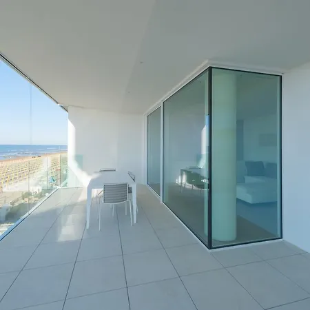 Adriatica Immobiliare Vjsta Aparthotel Jesolo